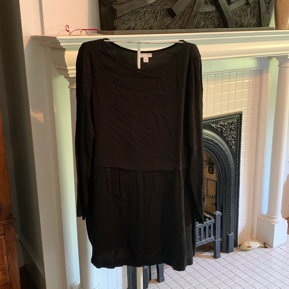 J.Jill 100 percent rayon slit side tunic. Worn‎ once or twice